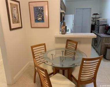 3706 Nw 45th Street - Photo Thumbnail 7