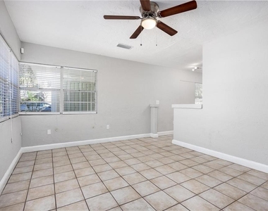 319 Nw 16th Avenue - Photo Thumbnail 12