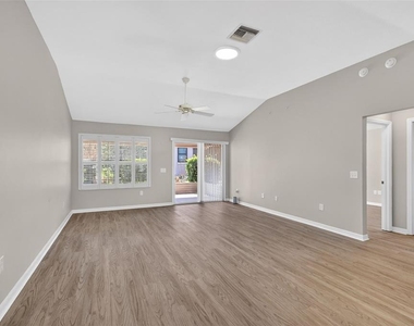 17559 Se 81st Parnassus Court - Photo Thumbnail 4