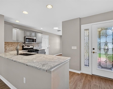 17559 Se 81st Parnassus Court - Photo Thumbnail 8