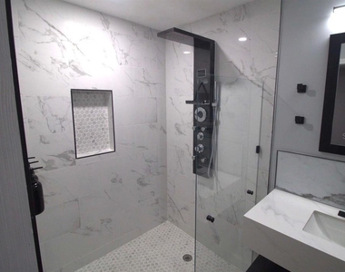 905 W 11th Avenue - Photo Thumbnail 11