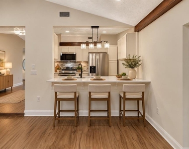 7126 Crooked Lake Trail - Photo Thumbnail 20