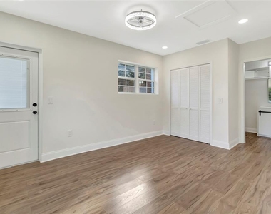 7126 Crooked Lake Trail - Photo Thumbnail 21
