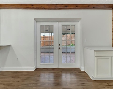 7126 Crooked Lake Trail - Photo Thumbnail 14