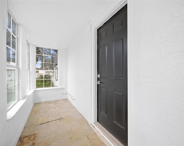 2901 N 20th Street - Photo Thumbnail 1