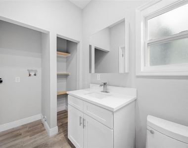 2901 N 20th Street - Photo Thumbnail 7