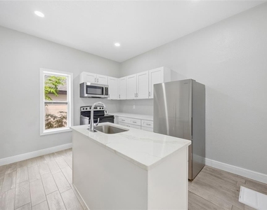 2901 N 20th Street - Photo Thumbnail 12