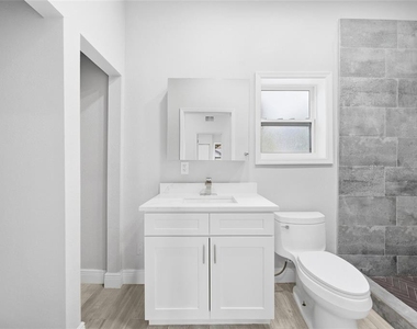 2901 N 20th Street - Photo Thumbnail 6