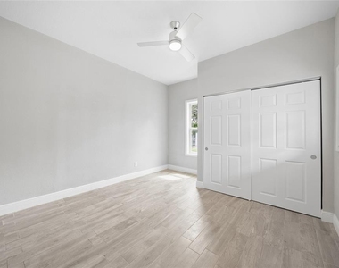 2901 N 20th Street - Photo Thumbnail 5