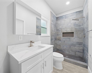 2901 N 20th Street - Photo Thumbnail 8