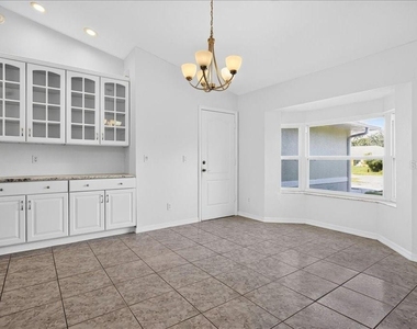 11 Sweetbay Drive - Photo Thumbnail 11