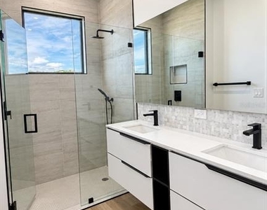 3609 Bal Harbor Boulevard - Photo Thumbnail 12