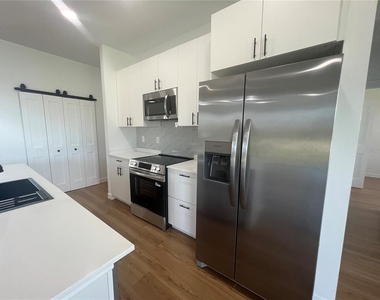 15062 Wichita Road - Photo Thumbnail 7