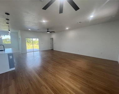 15062 Wichita Road - Photo Thumbnail 4