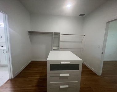 15062 Wichita Road - Photo Thumbnail 23