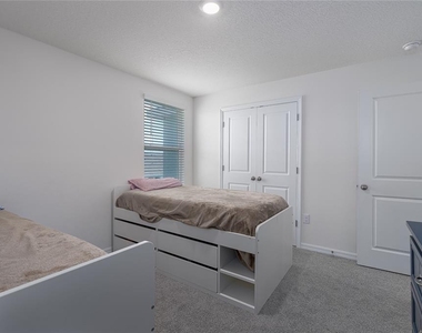 4232 Dovetail Lane - Photo Thumbnail 17