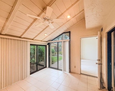 5312 Huntingwood Court - Photo Thumbnail 20