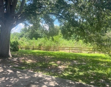 1052 Deer Hollow Boulevard - Photo Thumbnail 14
