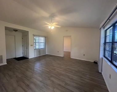 1052 Deer Hollow Boulevard - Photo Thumbnail 6