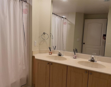 3401 54th Drive W - Photo Thumbnail 6