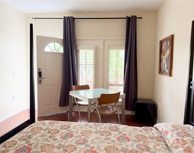 3401 54th Drive W - Photo Thumbnail 3