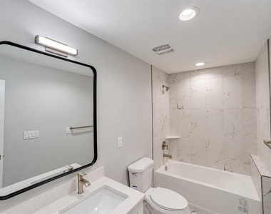 470 Venango Street - Photo Thumbnail 9
