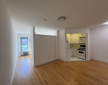 165 East 83rd Street - Photo Thumbnail 1