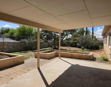6732 Southwind Drive - Photo Thumbnail 27