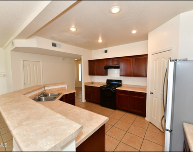 736 Draco Place - Photo Thumbnail 9