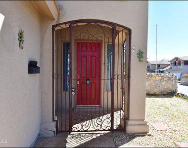 736 Draco Place - Photo Thumbnail 4