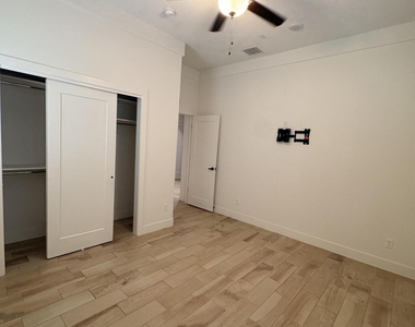 13604 Garforth Avenue - Photo Thumbnail 14