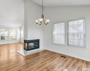16 Rivendell Drive - Photo Thumbnail 7