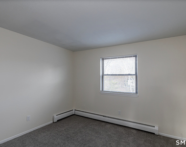 100 Norton Park Road - Photo Thumbnail 5
