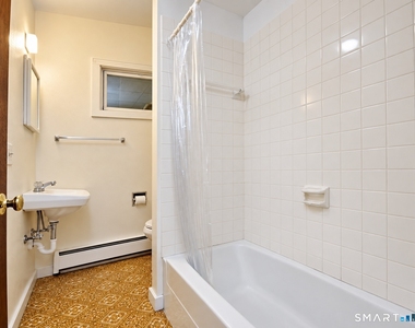 590 Main Street - Photo Thumbnail 8