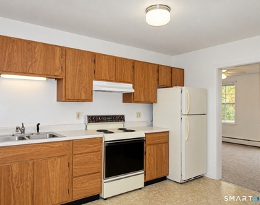 590 Main Street - Photo Thumbnail 1