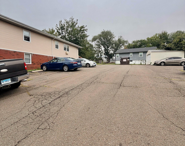 170 Canton Street - Photo Thumbnail 7