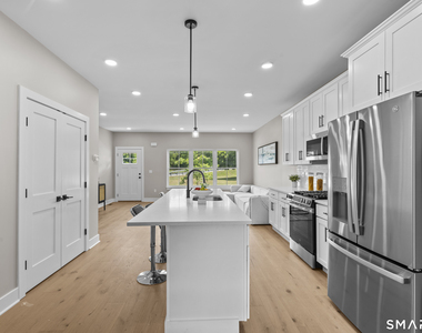 61 West Street - Photo Thumbnail 9