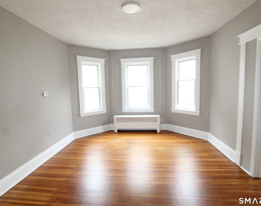 64 James Street - Photo Thumbnail 3