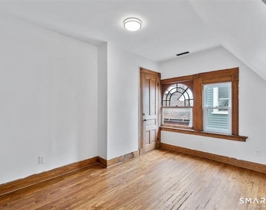 131 Dwight Street - Photo Thumbnail 17