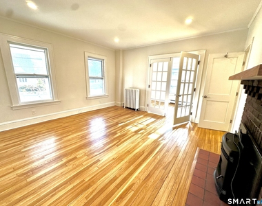 370 Stratfield Road - Photo Thumbnail 16