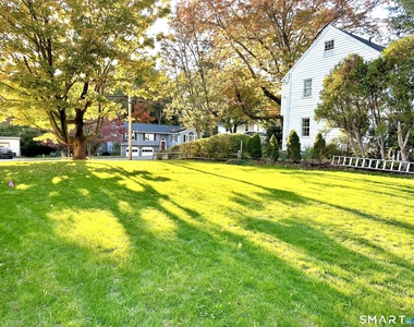 370 Stratfield Road - Photo Thumbnail 21