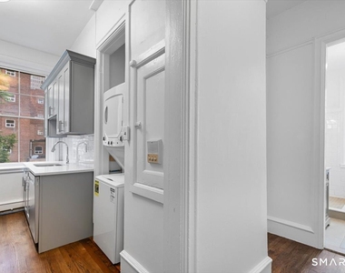 284 Orange Street - Photo Thumbnail 5