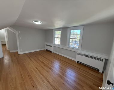 892 Main Street - Photo Thumbnail 12