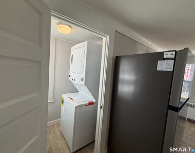 892 Main Street - Photo Thumbnail 4