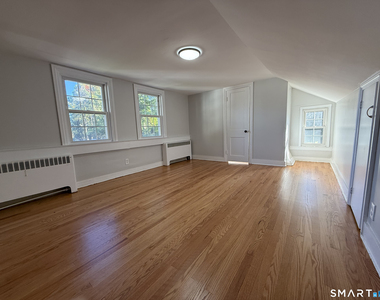 892 Main Street - Photo Thumbnail 11