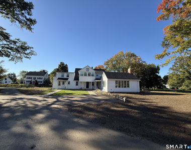 892 Main Street - Photo Thumbnail 15