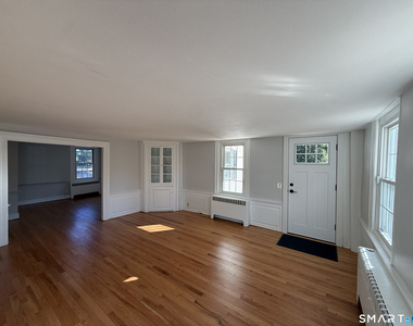 892 Main Street - Photo Thumbnail 7