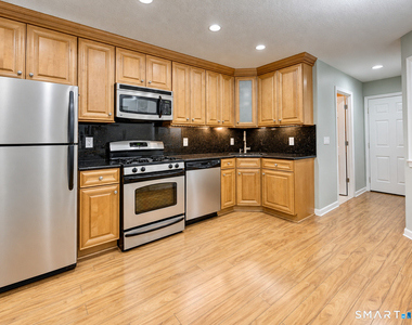 704 Mill Pond Drive - Photo Thumbnail 3