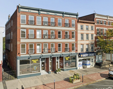 650 Main Street - Photo Thumbnail 8