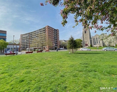 444 Bedford Street - Photo Thumbnail 12
